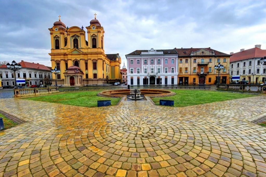 9 Stylish Suite In Unirii Square Timisoara Exterior photo